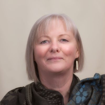 Trish Kelly's headshot